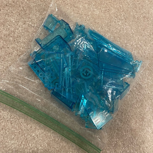 Translucent Icy Teal Light Blue Clear Lego Pieces 3 Ounce - Picture 2 of 3